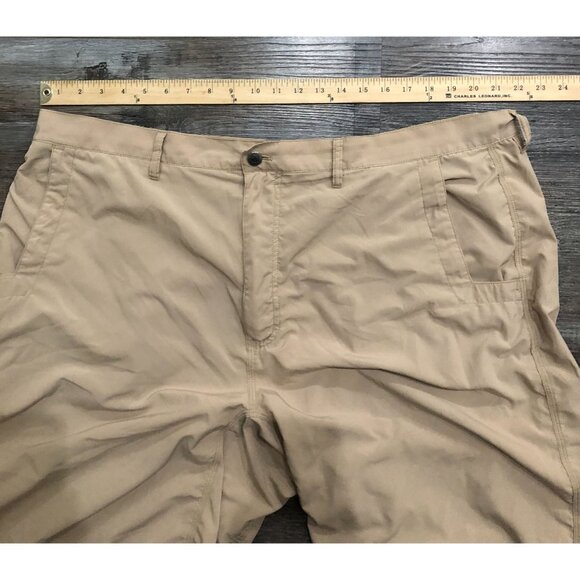 Mountain Khakis Mens Size 44 Classic Fit Jackson Hole Beige Shorts Outdoor - Picture 4 of 5
